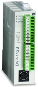 ПЛК Delta DVP-SS2 с высокой точностью синхронизирует скорости подачи банки и этикетки в этикетировочном аппарате, а также обеспечивает автоматический контроль вздутия крышки банки