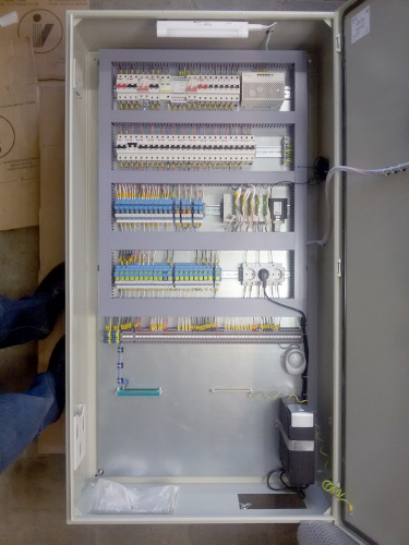 Шкаф управления котельной на базе ПЛК Delta DVP-SV2